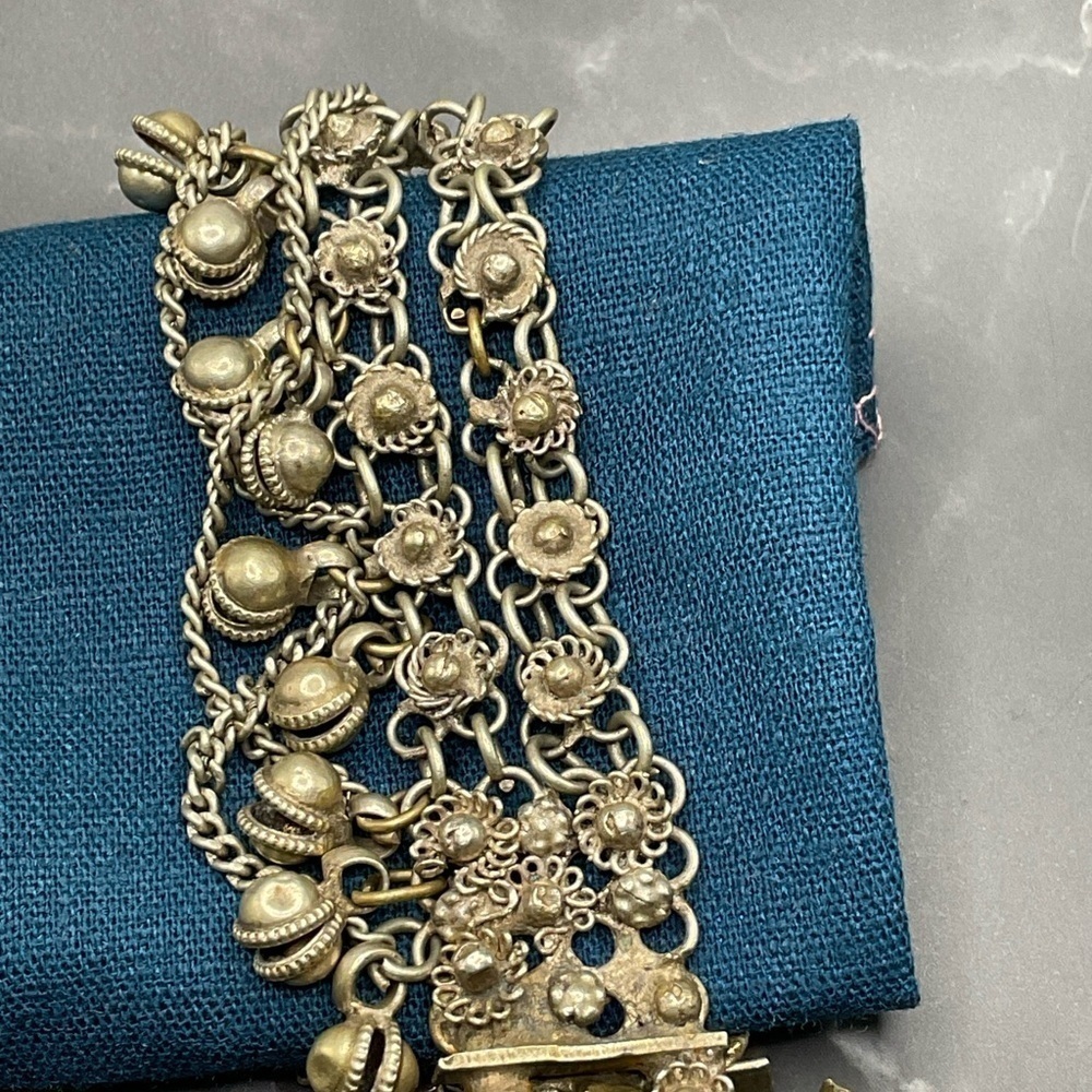 Vintage Rajasthani India Silver Tone Metal Belly Dancing Musical Bell Bracelet